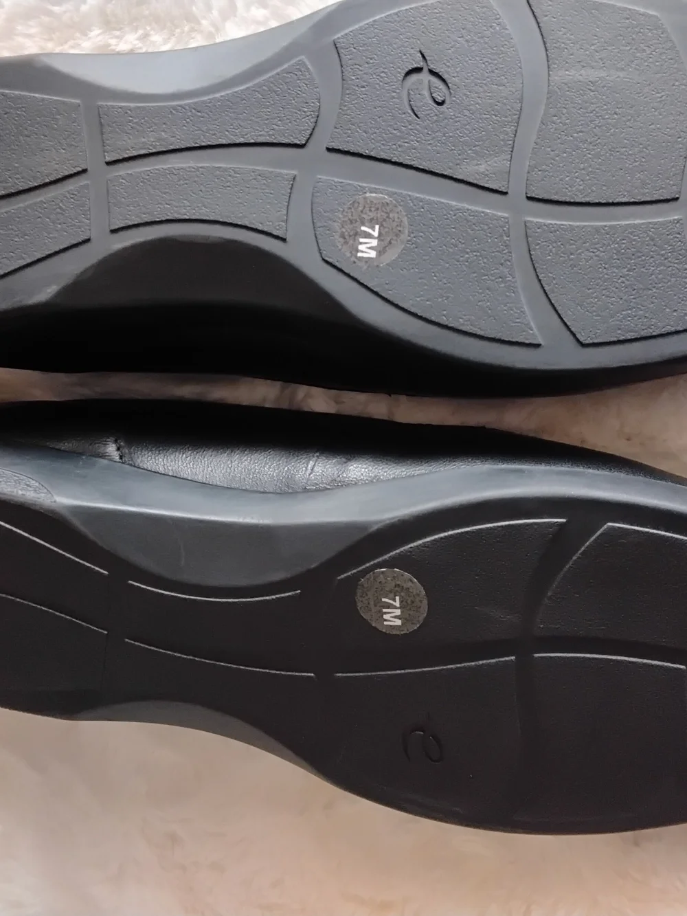 Easy Spirit Black Slip-On Comfort Loafers